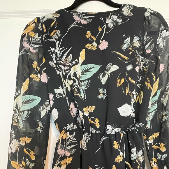 Petite butterfly romper - Picture 14 of 15